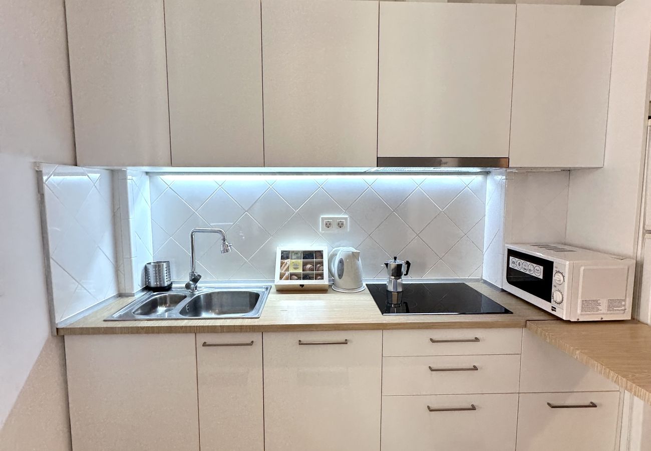 Apartamento en Granada - Q - COLCHA 5 - 3 IZQUIERDA