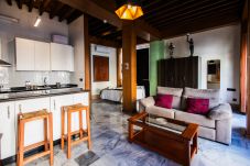 Studio in Granada - J - Estudio Plaza Nueva B1D